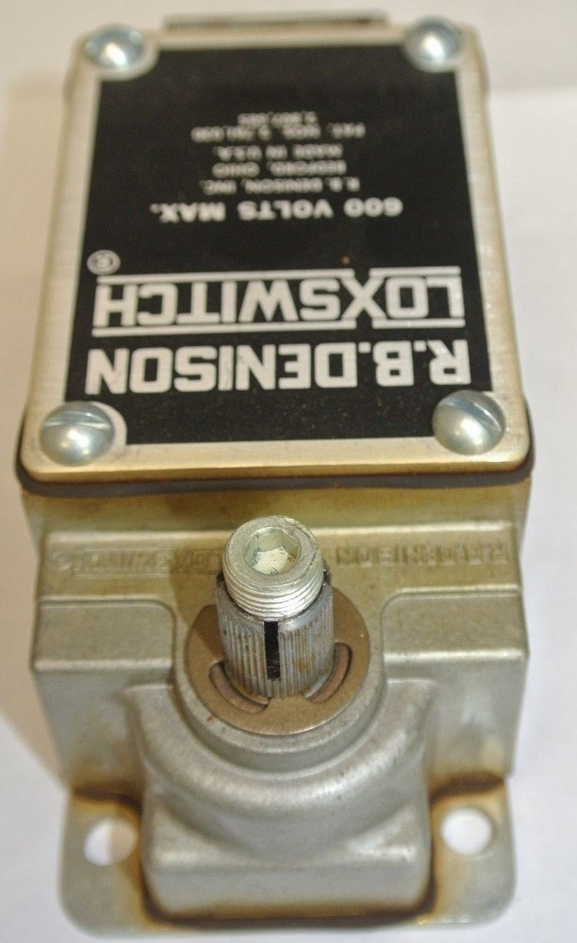 R.B. DENISON L100WDR-2M LIMIT SWITCH 600V MAX NEW SURPLUS  GOULD / TELEMECANIQUE8