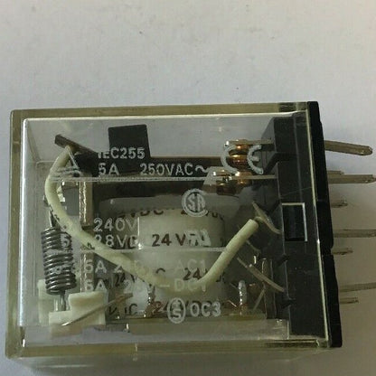 OMRON MY2N RELAY 100/110VAC 50/60HZ ***(LOTOF2)***9