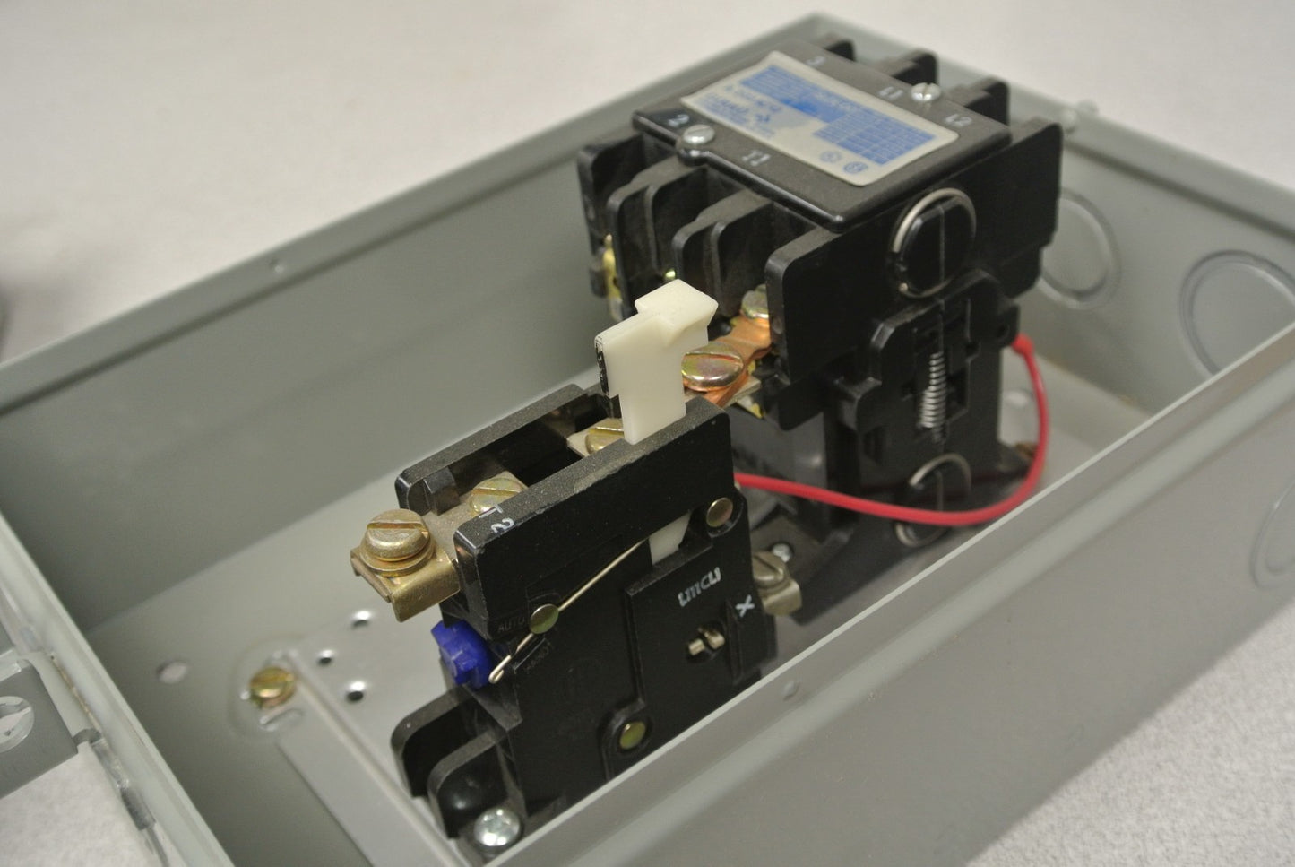 I-T-E A202AC121 / MOTOR CONTROL AC STARTER / SIZE 00 / 110120V / NEW SURPLUS7