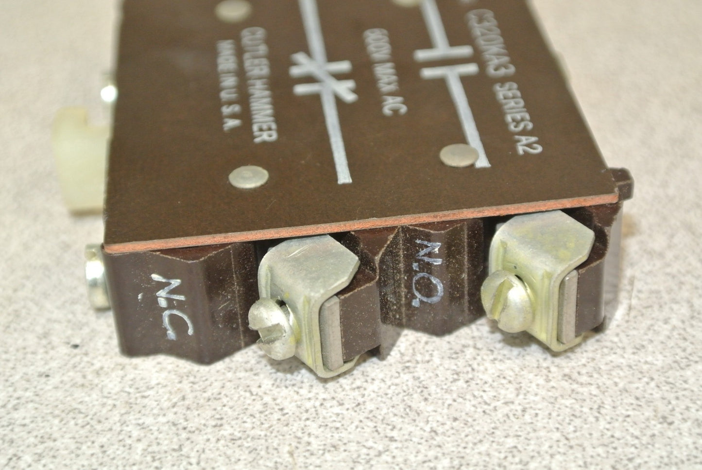 CUTLER-HAMMER C320KA3 AUXILIARY CONTACT / N.O., N.C. / SIZE 1 / 600VAC3