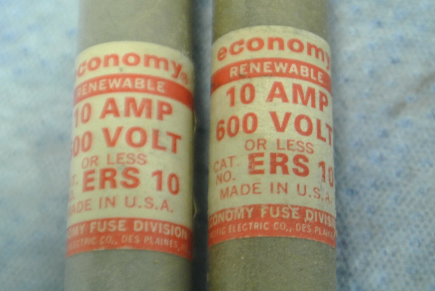 LOT of 2 / ECONOMY ERS10 CLASS H RENEWABLE FUSES / 10A / 600V / NEW SURPLUS1