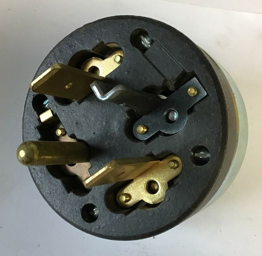 HUBBELL 9431 GROUNDING CORD GRIP CAP PLUG 30AMP 125/250V 3