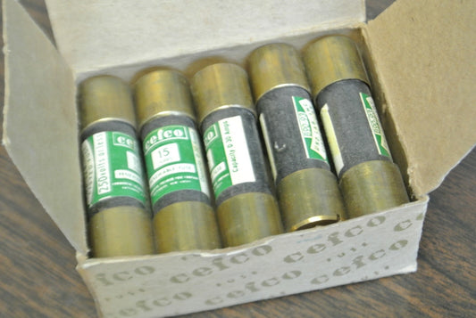 BOX of 10 / CEFCO R15 RENEWABLE FUSES / 15A / 250V / NEW SURPLUS0