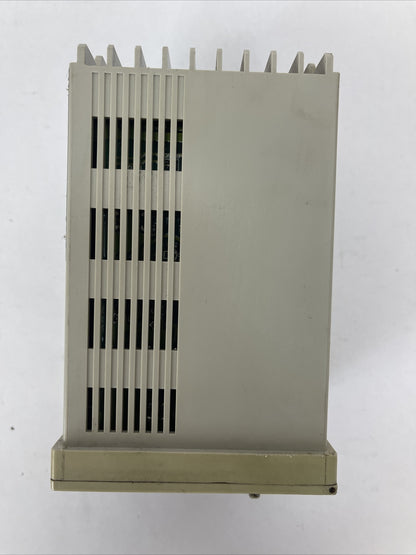 KEYENCE RV3-55R MULTI FUNCTIONAL DIGITAL CONTROL 100/240VAC3