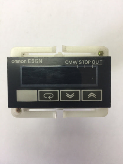 OMRON E5GN-Q1P TEMPERATURE CONTROLLER 111-240VAC OUTPUT 21mA 12VDC0
