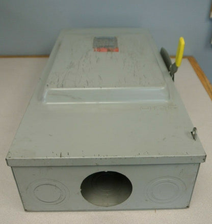 CROUSE-HINDS GH424N GENERAL DUTY FUSIBLE SAFETY SWITCH / 240V / 200A / 60HP MAX2