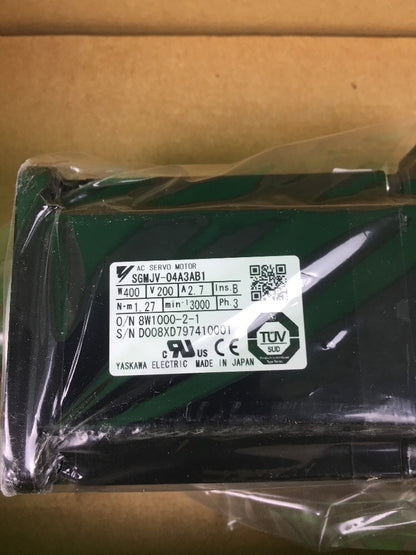 YASKAWA AC SERVO MOTOR SGMJV-04A3AB1 400W 200V 2.7A 3PH *NEW*2