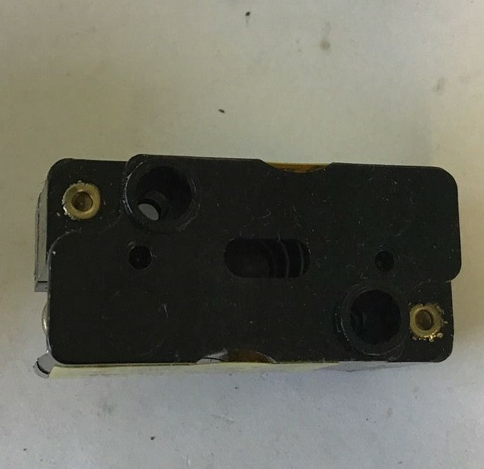 REES R REES 50702-000 CONTACT BLOCK / 1 N.C. ***LOTOF2***6