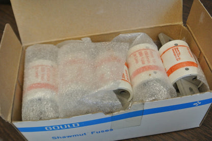 GOULD SHAWMUT A25X130-4 / RECTIFIER FUSE / 130A / 250VAC / NEW SURPLUS4