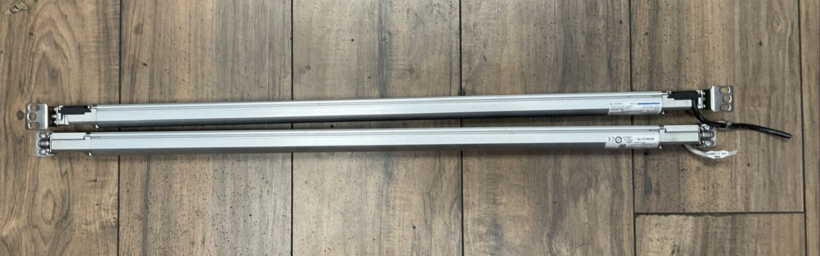 KEYENCE LIGHT CURTAIN SL-V71-R RECEIVER 24VDC SLV71-T TRANSMITTER 24VDC CLASS 27