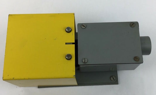 REES 04937-000 FOOT SWITCH 7.5LBS TRIP FORCE 2N.O. 2N.C. 600VAC0