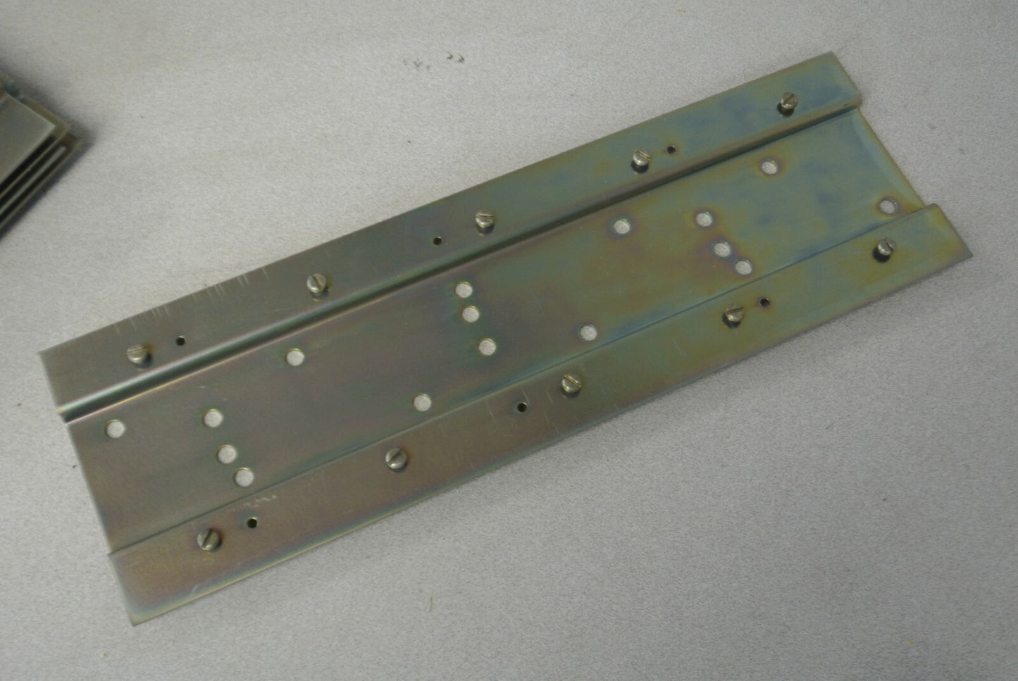 BOX of 5 WESTINGHOUSE ARMS-5 MOUNTING STRIPS for TYPE AR 600V RELAYS 177C482G082