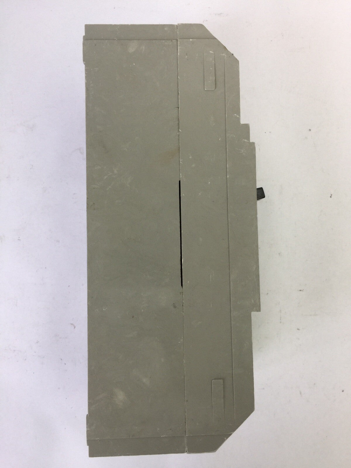 ITE SIEMENS HF2-B020 CIRCUIT BREAKER 600VAC 250VDC 20AMP 2POLE 3