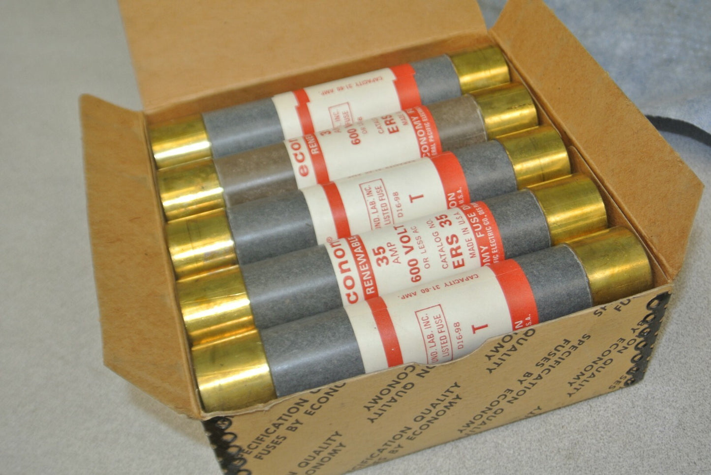 BOX of 10 ECONOMY / FEDERAL PACIFIC ELECTRIC ERS35 FUSE 35A / 600V / NEW SURPLUS0