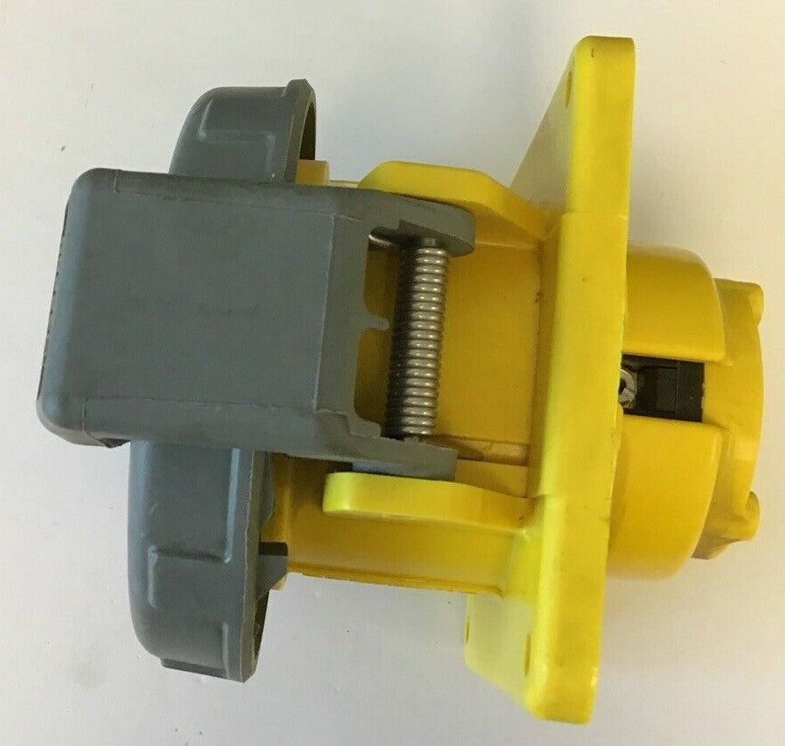 HUBBELL 330R4W PIN&SLEEVE RECEPTACLE PLUG 30A 125VAC 5