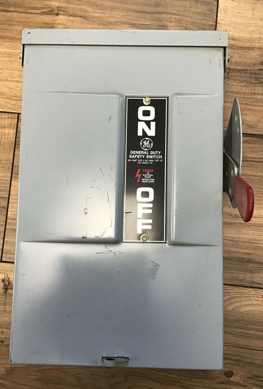 GENERAL ELECTRIC TG4322R SAFETY SWITCH 60A 240VAC 250VDC MOD.7 TYPE3R 0