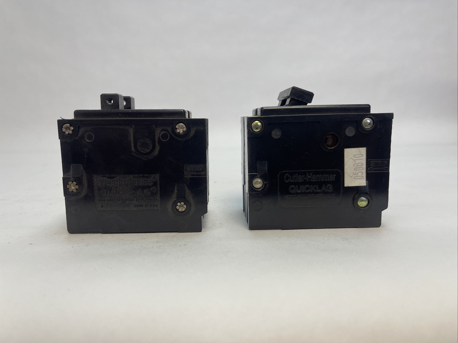 CUTLER HAMMER / WESTINGHOUSE HQP2020 CIRCUIT BREAKER 20A 2P 120/240VAC(LOT OF 2)4