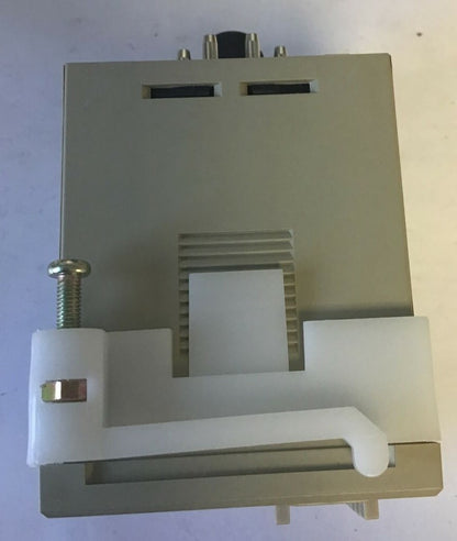 TENOR LE3S TIMER 5A 250VAC 50/60HZ 240VDC3