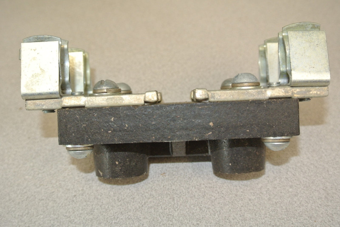 CUTLER-HAMMER 10982H3A3 FUSE BLOCK /2 POLE / 30A / 600V / NEW SURPLUS5