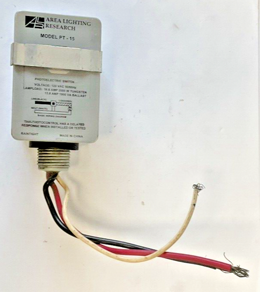 AREA LIGHTING RESEARCH PT-15 PHOTOELECTRIC SWITCH 120VAC 50/60HZ0