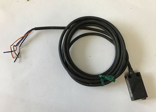 ALLEN BRADLEY 42KC-R2LPTP-A2 PHOTOSWITCH 12-24VDC SENSOR SER.A 0