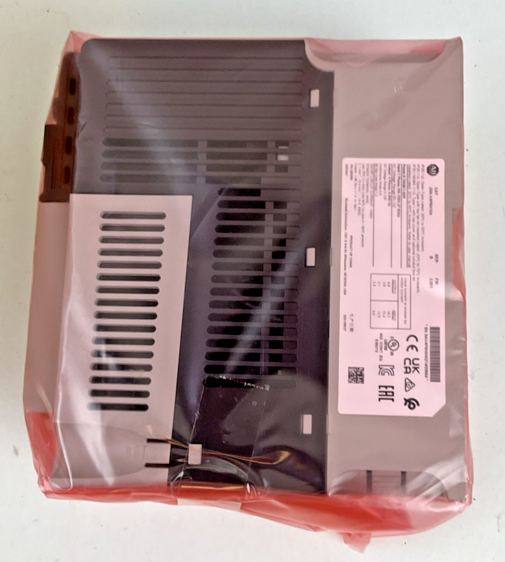 ALLEN BRADLEY 25A-V4P8N104 AC DRIVE 132V 1PH SER.B 1HP FW:3.001 4.8A4