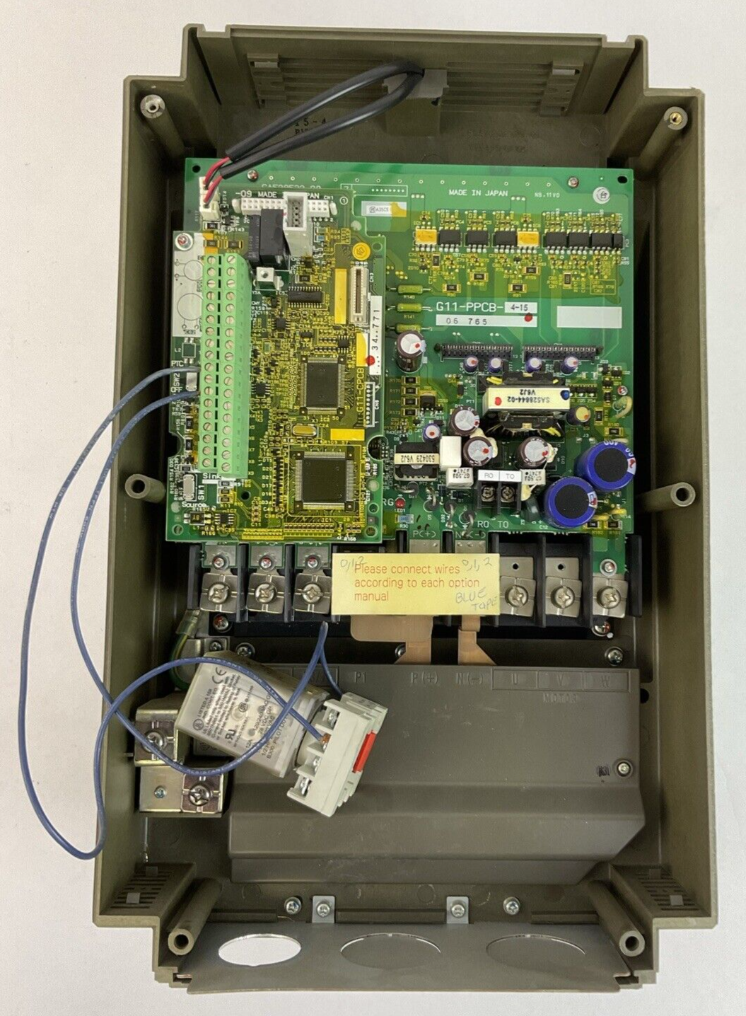 FUJI FRN020G11S-4UX FRENIC 5000G11 OUTPUT 3PH 20HP 380-460V30A SOURCE 380-480V13