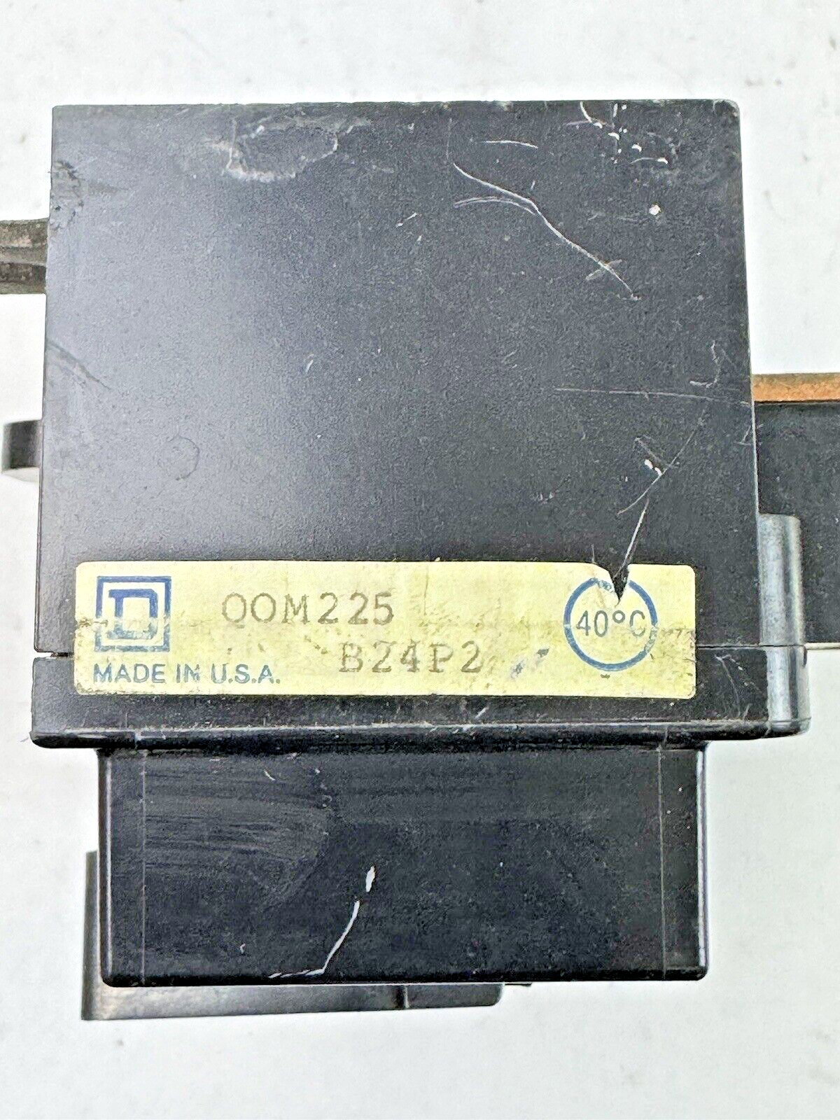 SQUARE D - QOM225 - MAIN CIRCUIT BREAKER - 2 POLE/ 225 A/ 240 VAC7
