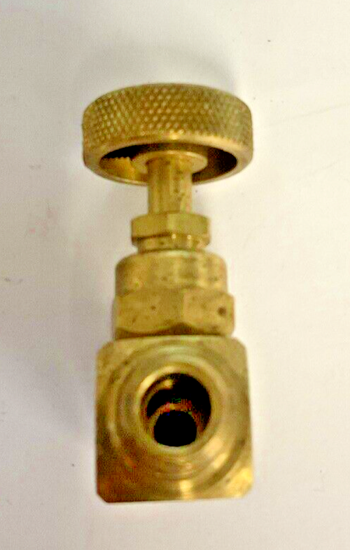 GENERANT 3000-6-T 1/4" MxF NEEDLE VALVE4