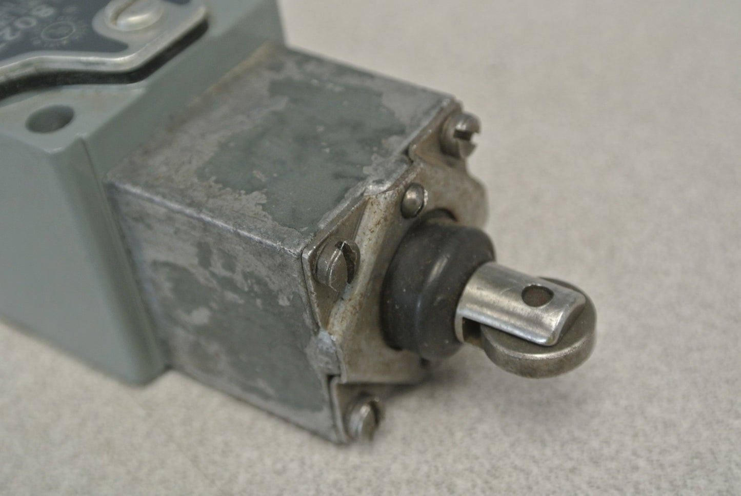 ALLEN-BRADLEY 802T-DU Ser. C / OILTIGHT LIMIT SWITCH / SPRING RETURN NEW SURPLUS3