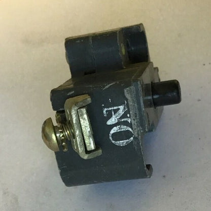 WESTINGHOUSE OT2B OILTIGHT CONTACT BLOCK****LOTOF2****8