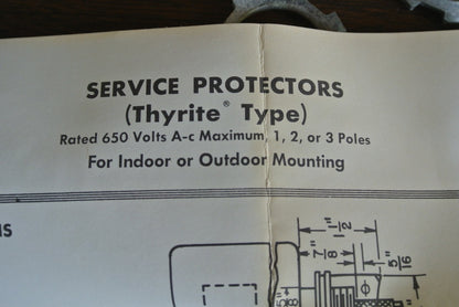 GE 9L15BCB002 THYRITE SECONDARY SURGE ARRESTOR, 0-650V, 2-POLE - NEW SURPLUS6