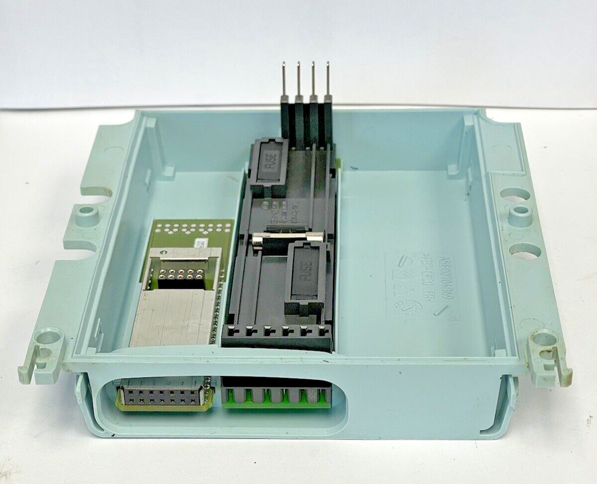 SIEMENS - A5E00704369 -SIMATIC DP ET200PRO SLOT RACK MOUNT - PBT-GF30-FR2