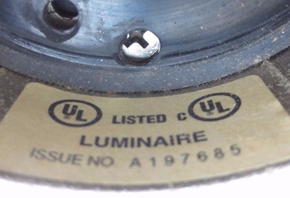 INDUSTRIAL LIGHTING INCANDESCENT METAL CAGE / SHIELD GLASS GLOBE ***lotof6***3