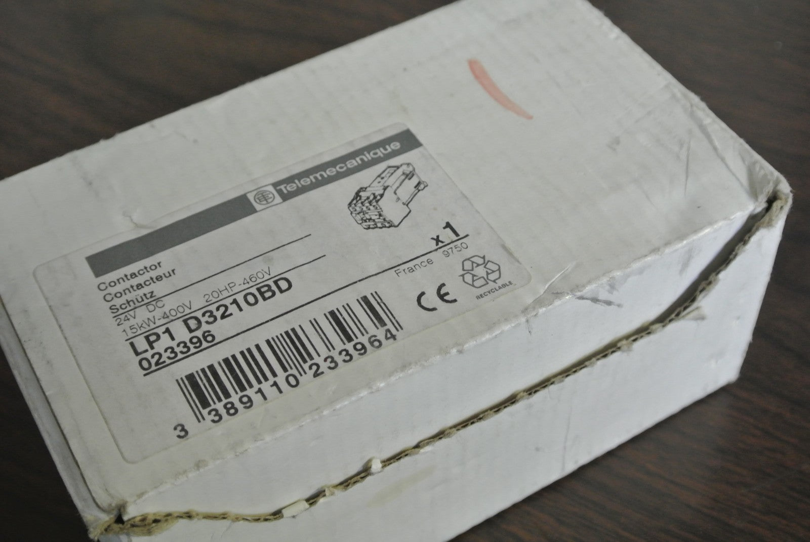 TELEMECANIQUE LP1 D3210BD - CONTACTOR  24VDC, 15kW/400V, 20HP/460V - NEW SURPLUS6