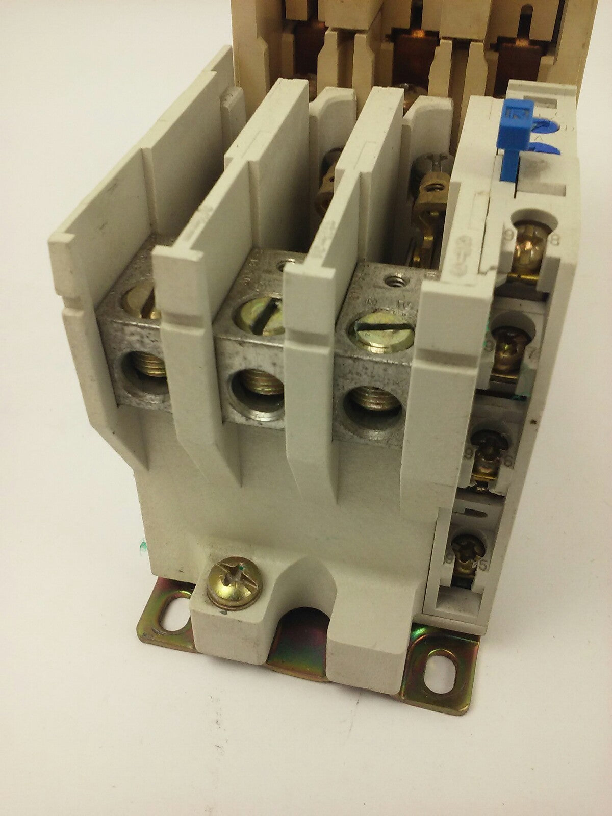 CUTLER HAMMER / EATON AN16DN0 STARTER SIZE 1 27A 600V 3PH 10 HP C306GN36