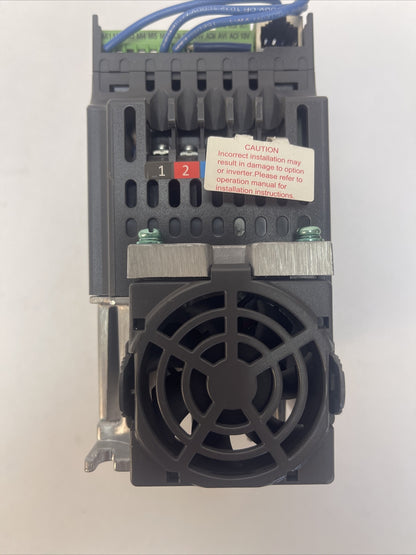 DELTA VFD015E23A VARIABLE FREQUENCY DRIVE OUTPUT 0-240VAC 7.5A 2.9KVA INPUT 200-4