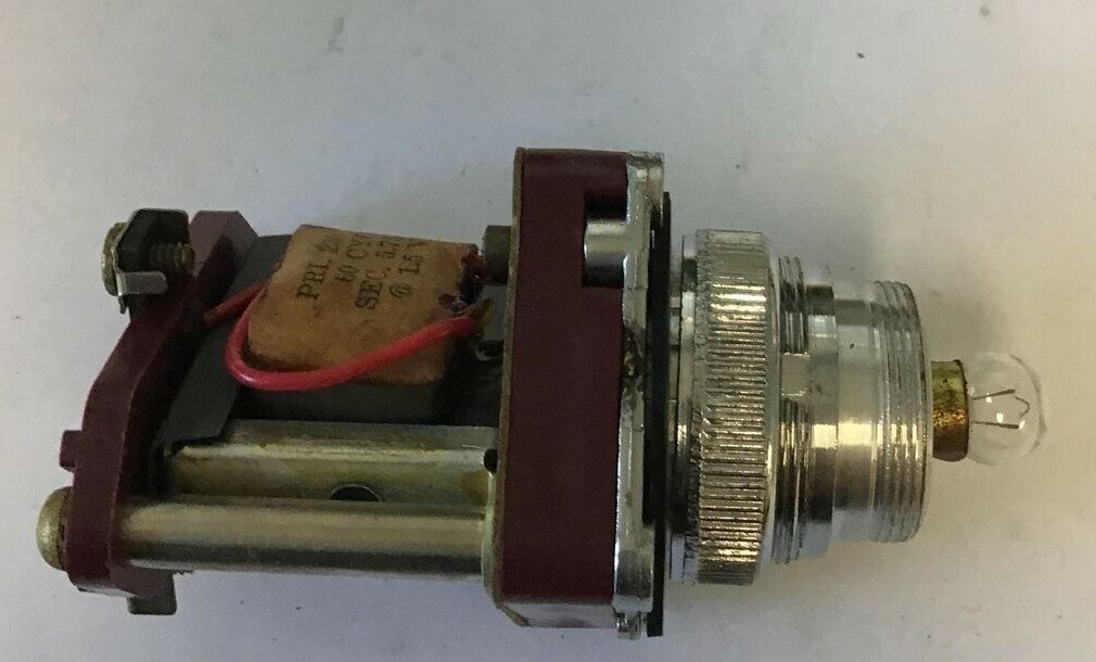 REES R 450 PUSH TO TEST PILOT LIGHT/ PANEL INDICATOR 230V 60CYC 1.5VA6