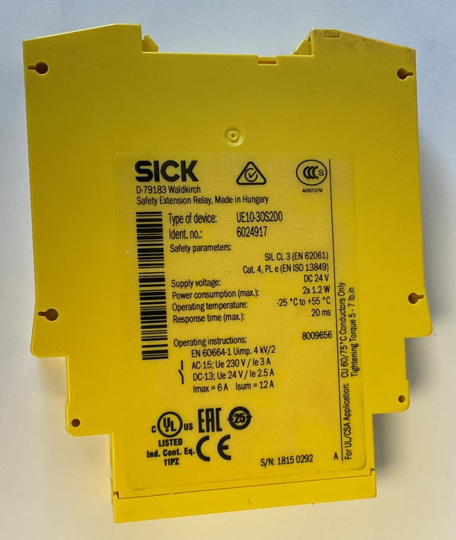 SICK UE10-30S2D0 SAFETY EXTENSION RELAY 24VDC 1.2W0