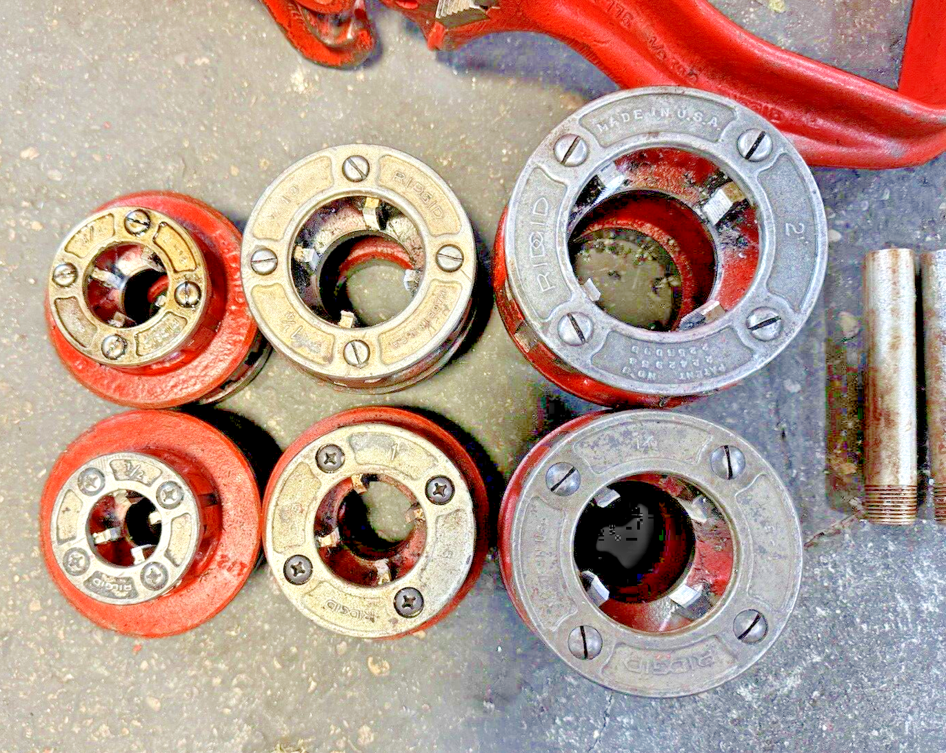 RIDGID - 700-12 - POWER DRIVE PIPE THREADER W/ STAND/BUCKET/DIE HEADS +SEE BELOW17