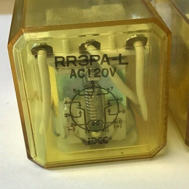 IDEC RR3PA-L RELAY 120VAC ***LOTOF3***1