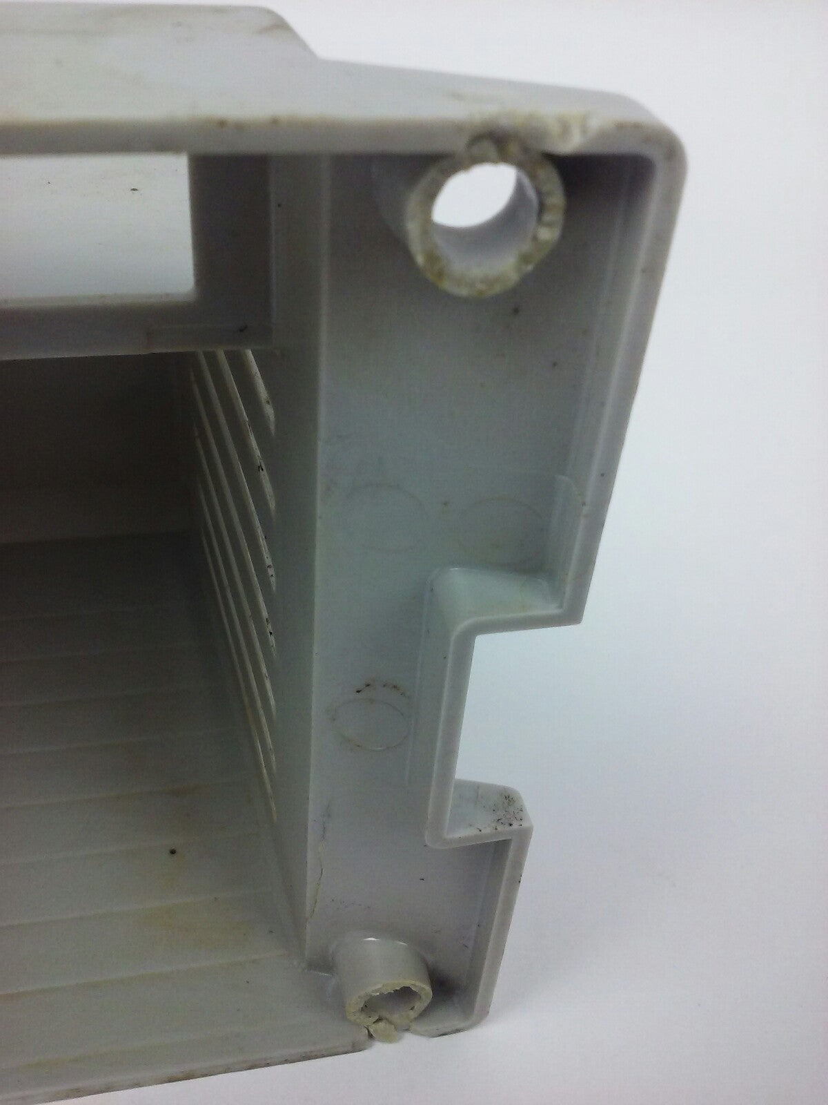 ABB INMOTION 3HAB8101-18/09A SERVO DRIVE DSQC546A, COVER W/ SCREWS ARE BROKE3