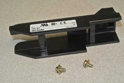 ALLEN-BRADLEY 595-N1 AUXILIARY CONTACT ADAPTER KIT / 200A & 400A DISCONN. SWITCH4