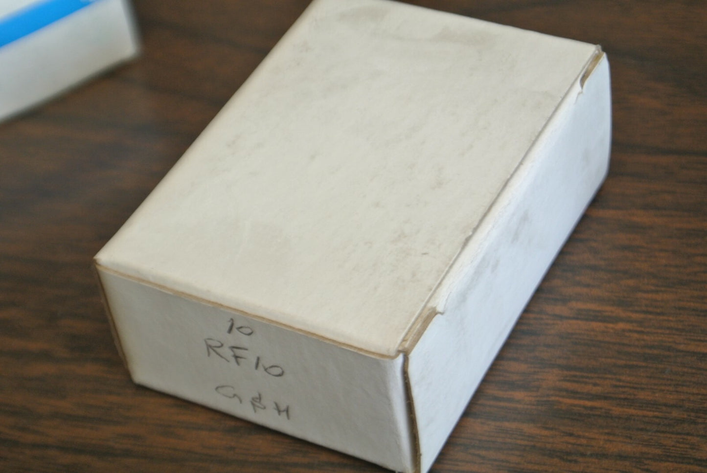 BOX of 10 / GOULD-SHAWMUT RF10 RENEWABLE FUSE 10A / 250V / NEW SURPLUS6