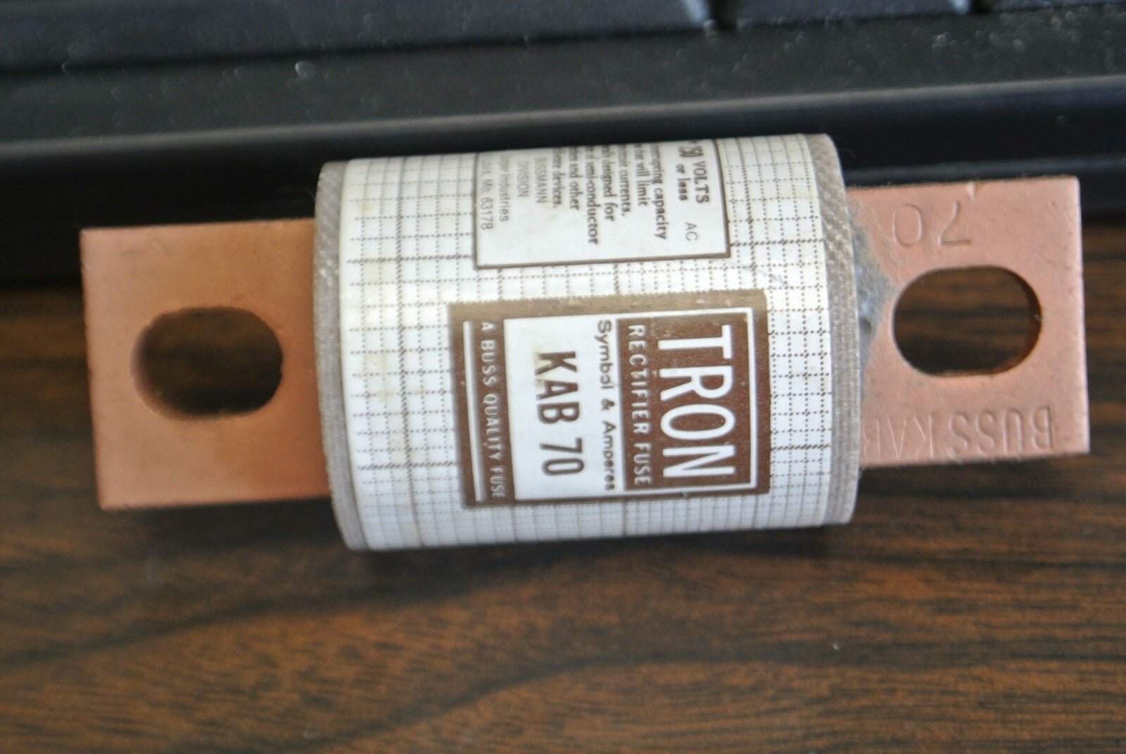 LOT of 10 / BUSSMANN / TRON KAB70 RECTIFIER FUSE / 250V / 70A / NEW SURPLUS1