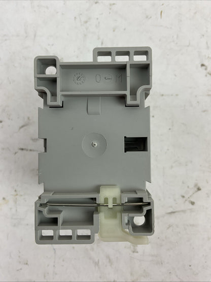 ALLEN BRADLEY 700-CF400D SER A CONTROL RELAY 110/120V 50/60HZ COIL6