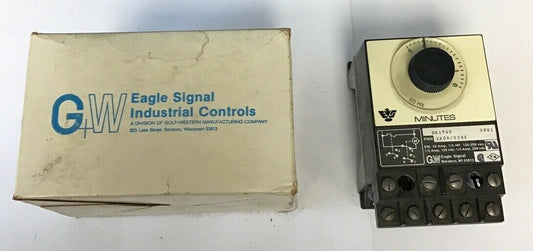 EAGLE SIGNAL BR17A5 TIME DELAY RELAY 120V 50HZ 10A 1/3HP 125-250VAC0