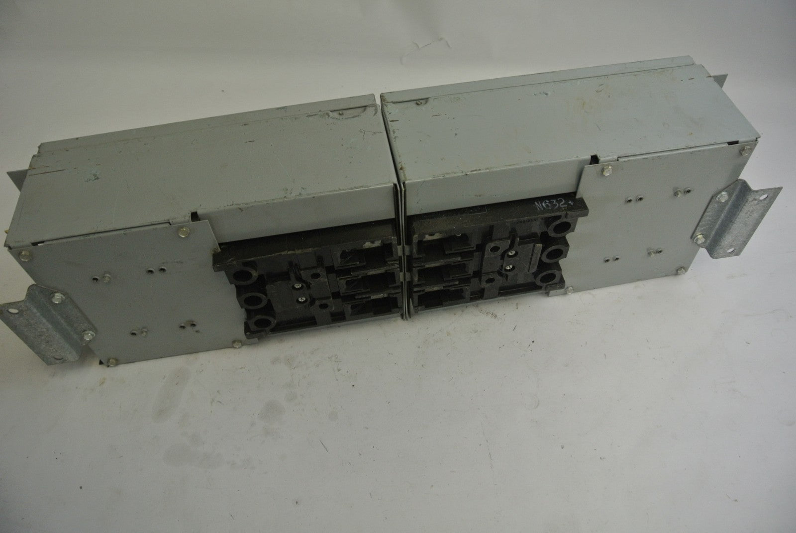 GE THFP361 TWIN FUSIBLE QMR-TYPE PANELBOARD SWITCH - 600V, 30A, 20HP MAX.5