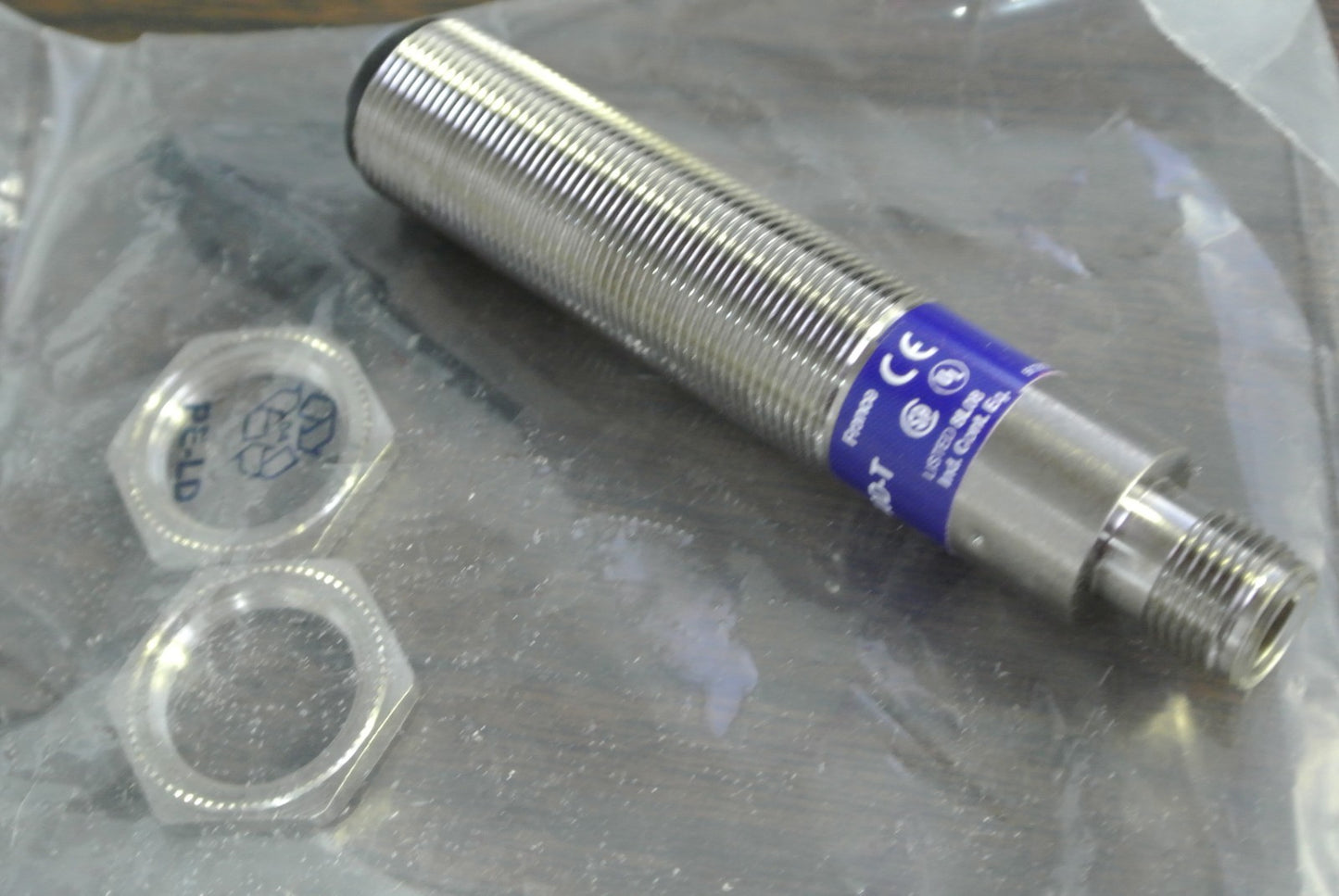 TELEMECANIQUE XU2 M18PP340D PHOTOELECTRIC SENSOR 12...24VDC - NEW SURPLUS2