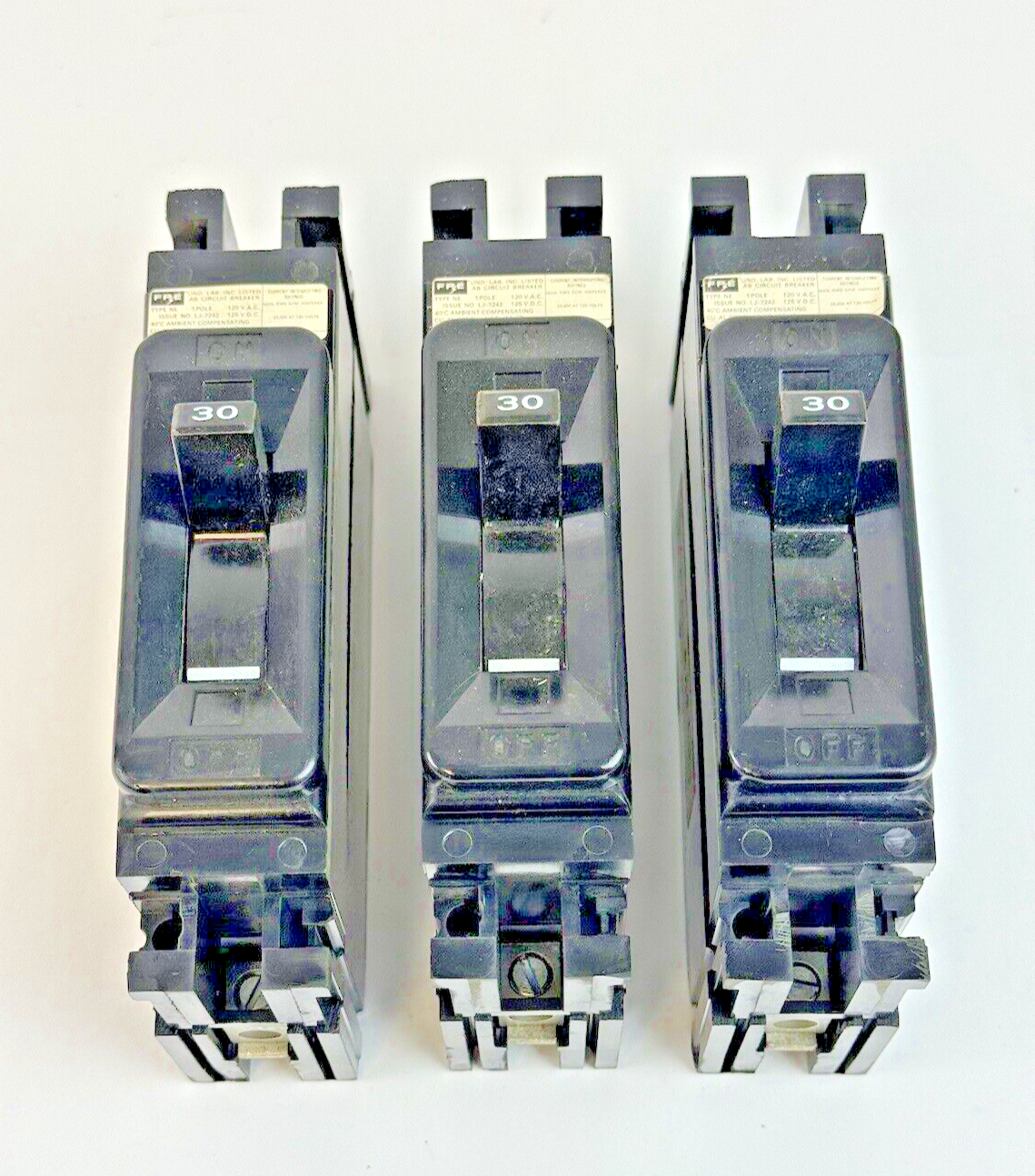FPE *BOX OF 3* - NE113030 - CIRCUIT BREAKERS - 1 POLE/120VAC/30A, LJ-7242 - NEW4